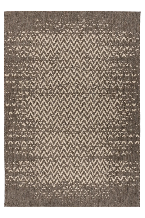 {{ product.title }}