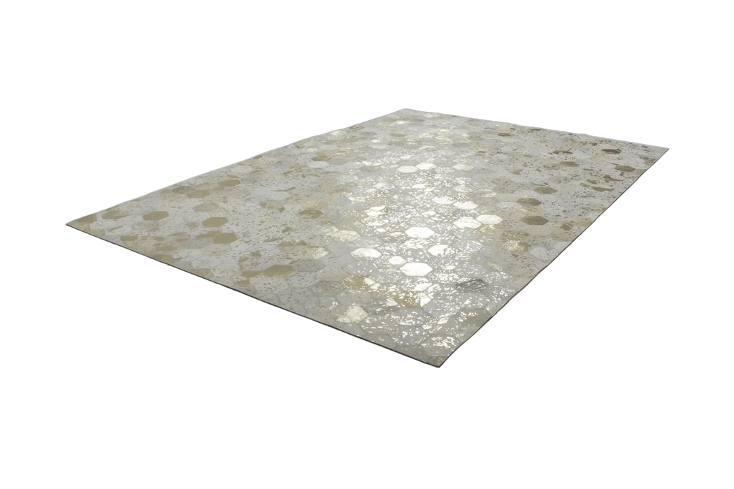 {{ product.title }}