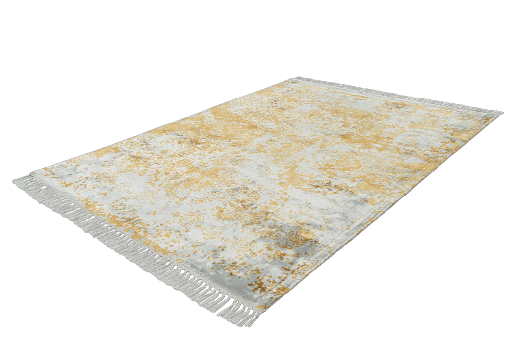{{ product.title }}